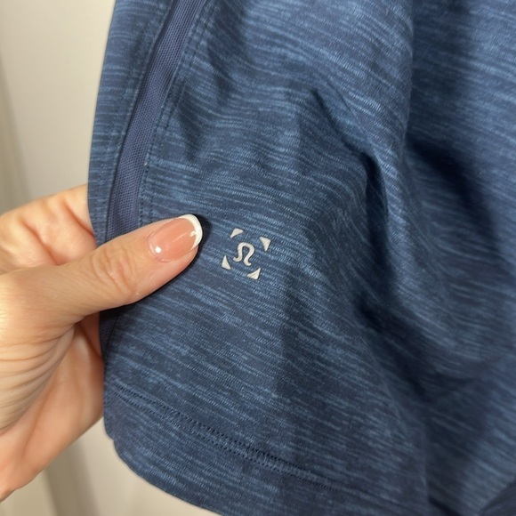 Lululemon Men’s blue lined athletic shorts size XL. - Picture 4 of 9